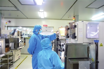 梁平 以智能制造为笔，绘就实验分析仪器制造新篇章